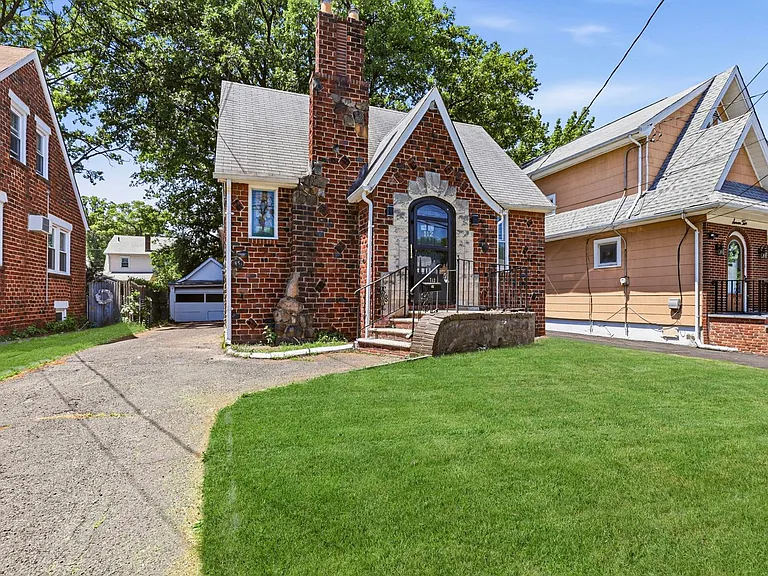 712 Sheridan Ave — Photo 20