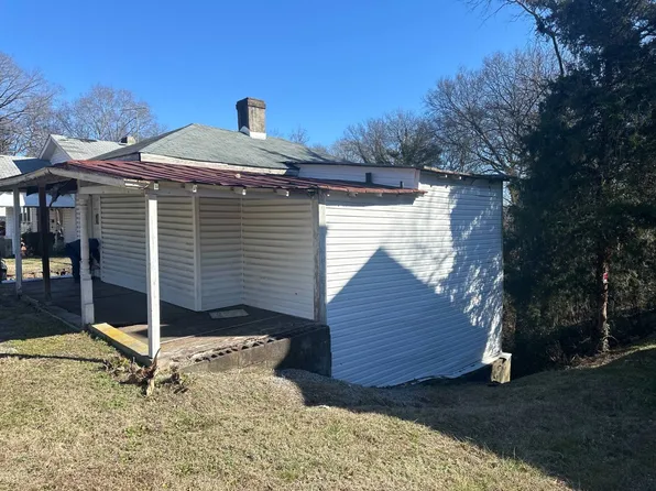 900 Wyllie Ave, Danville, VA 24540