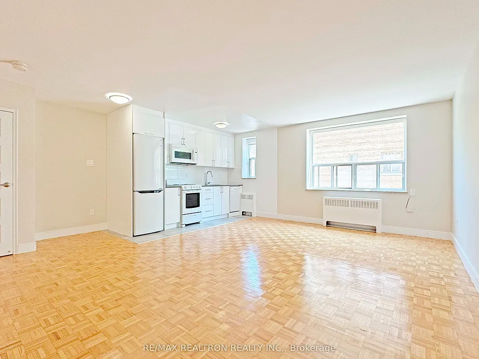 1291 Bayview Ave #603