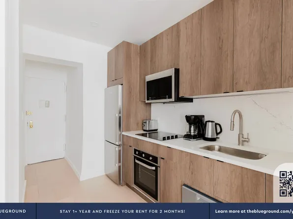 246 East 53rd Street image 7 of 19