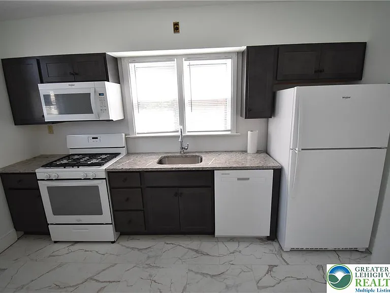 700 Hamilton St #1 — Photo 8