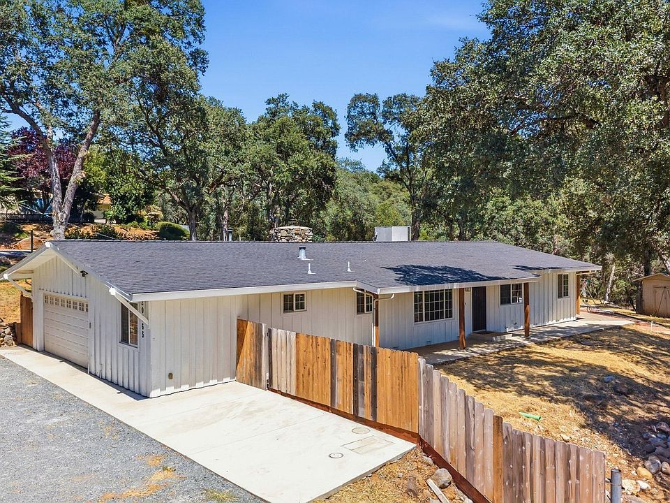 1st image of 20365 Phoenix Lake Rd