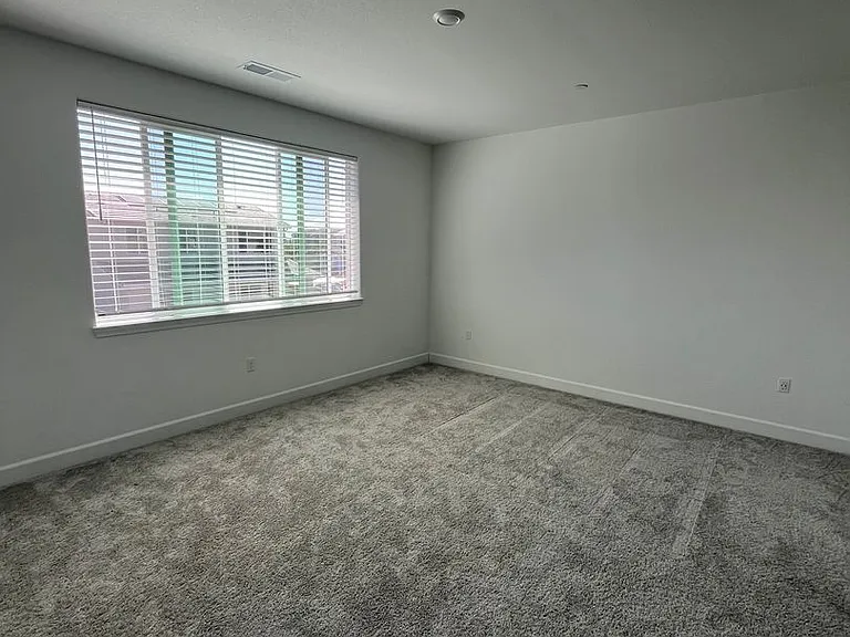 1583 Levy St — Photo 30
