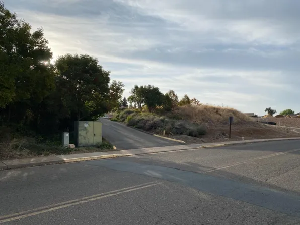 118 Valley View Way, Sutter Creek, CA 95685