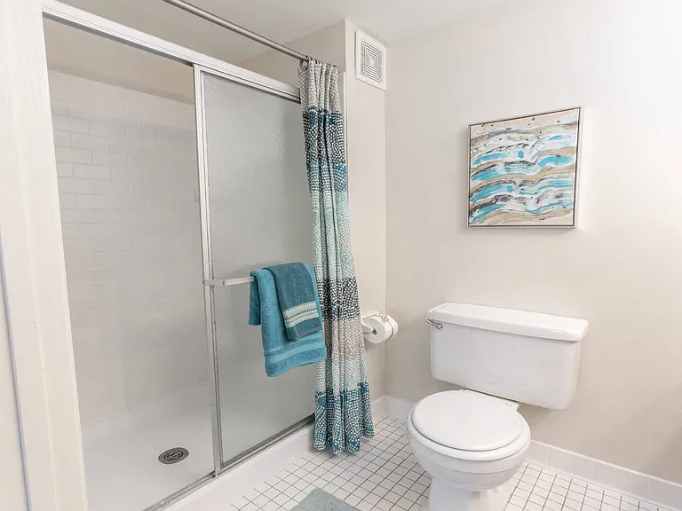 Cromwell Valley Apartments — Photo 16