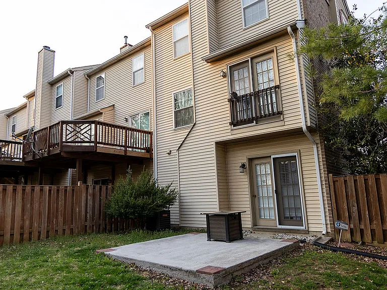 16015 Elegant Ct — Photo 21