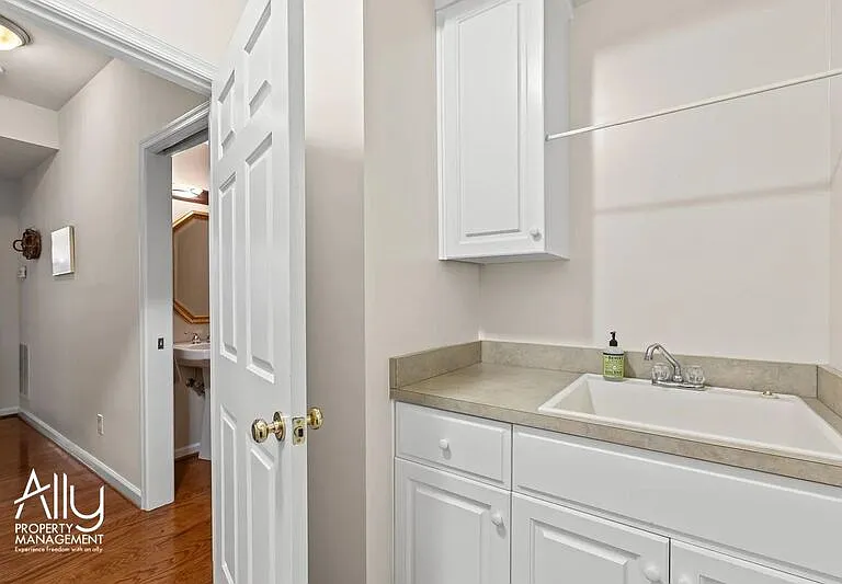 362 Grayrock Dr — Photo 36