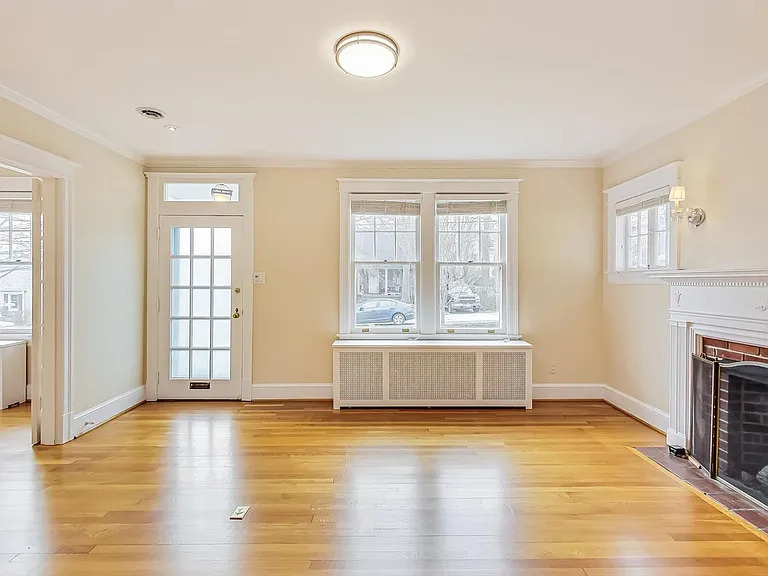 4509 Highland Ave — Photo 13