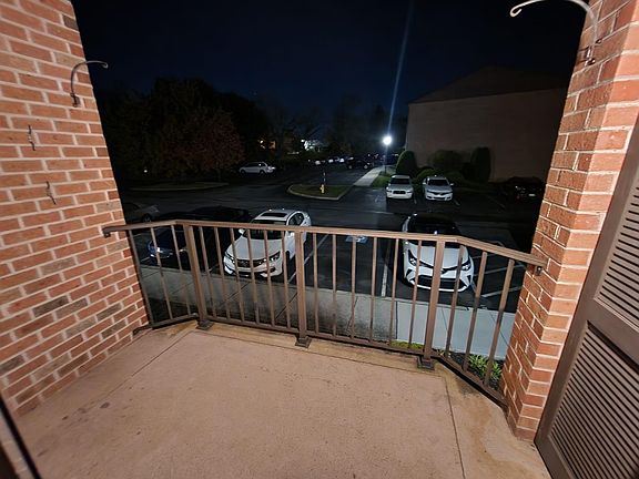 5th image of 950 Cold Spring Rd APT 5