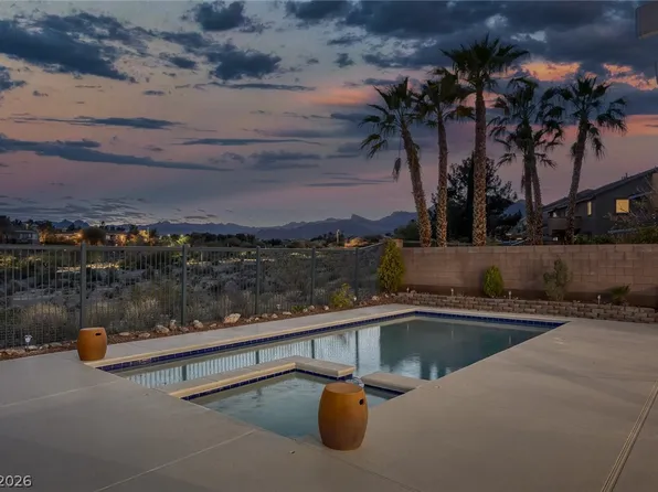 10745 Elk Lake Dr, Las Vegas, NV 89144