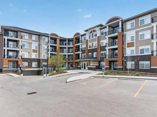 3727 E Sage Hill Dr NW #3218, Calgary, AB T3R 1T7