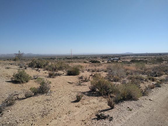 4th image of E Ave W #6