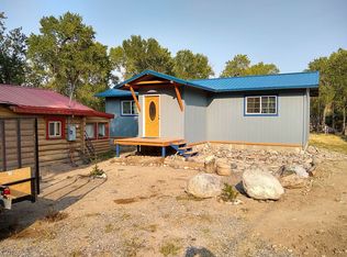 109 Horse Creek Rd, Dubois, WY 82513