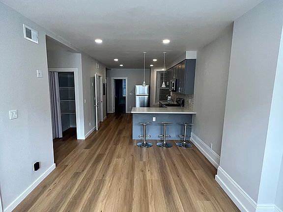 2nd image of 426A 2nd Ave #1