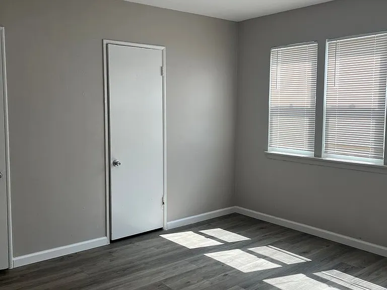 3904 Gibraltar Ave — Photo 11
