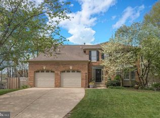 6904 Confederate Ridge Ln, Centreville, VA 20121