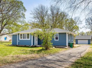 5210 NW 62nd Ave, Johnston, IA 50131