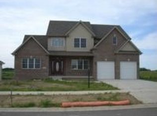 7360 E 102nd Pl, Winfield, IN 46307