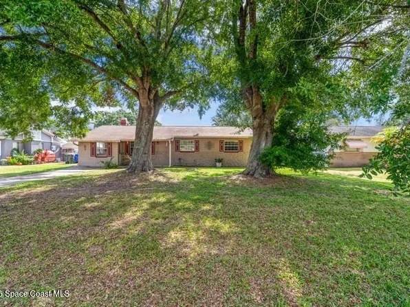 215 Dakota Ave, Saint Cloud, FL 34769