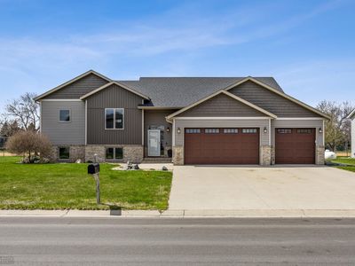 134 Newport Pkwy, Kindred, ND, 58051