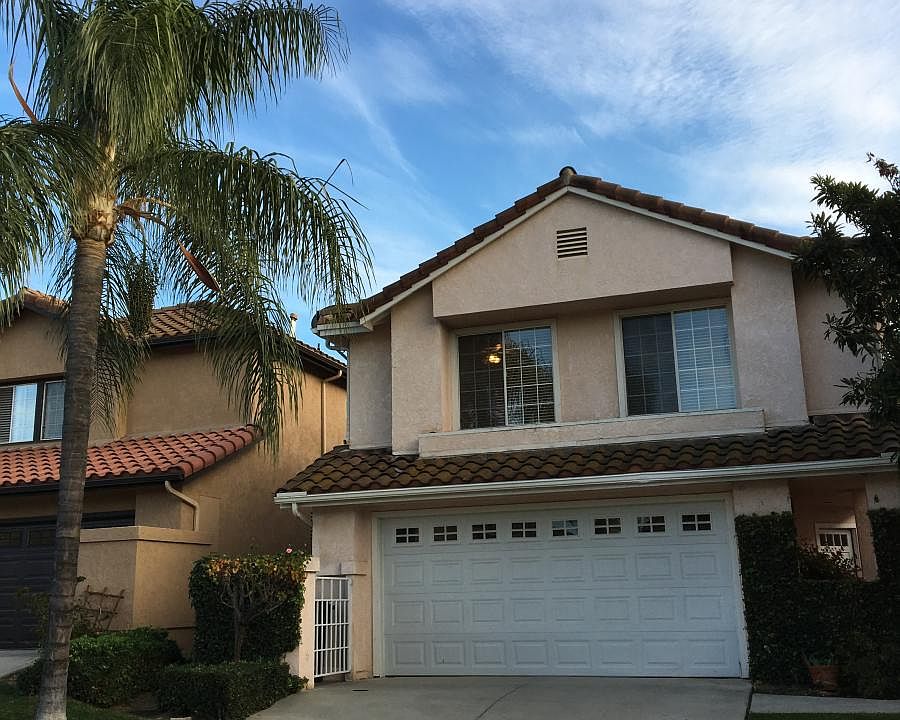 1st image of 24652 Calle Largo