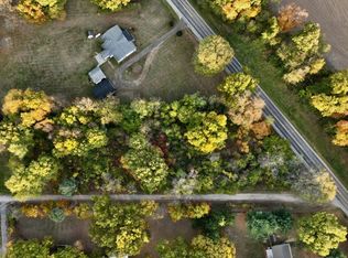 Riverside Dr, Constantine, MI 49042