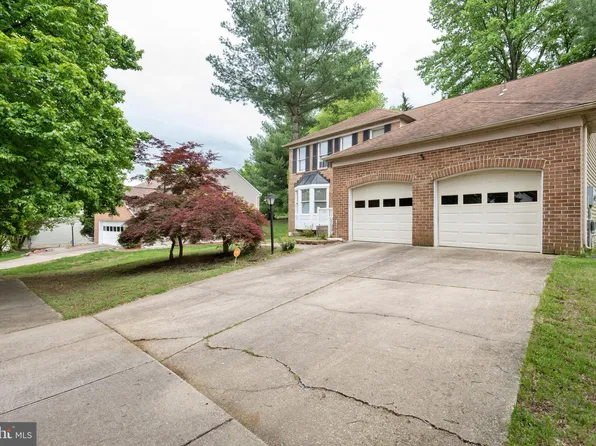 1312 Forest Lake Ct, Bowie, MD 20721