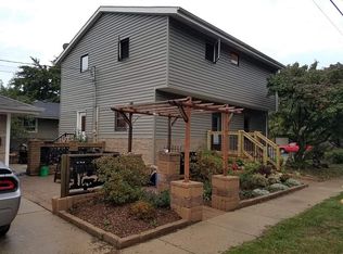 1301 Center St, Union Grove, WI 53182