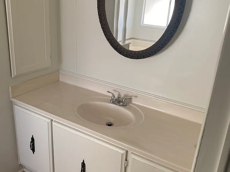 631 Terrace Dr — Photo 4