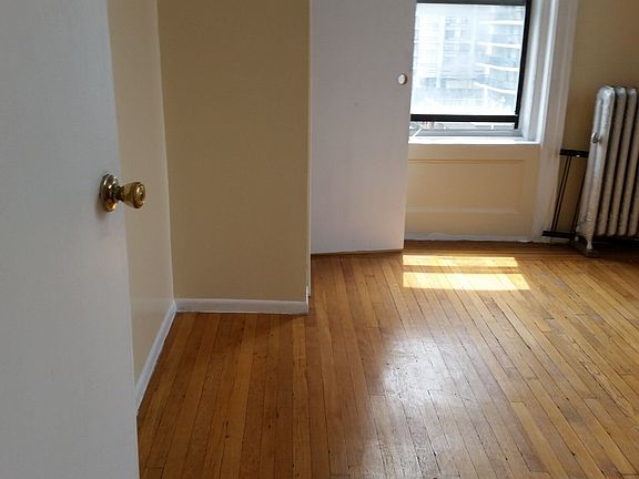 5th image of 661 W 179th St APT 5A