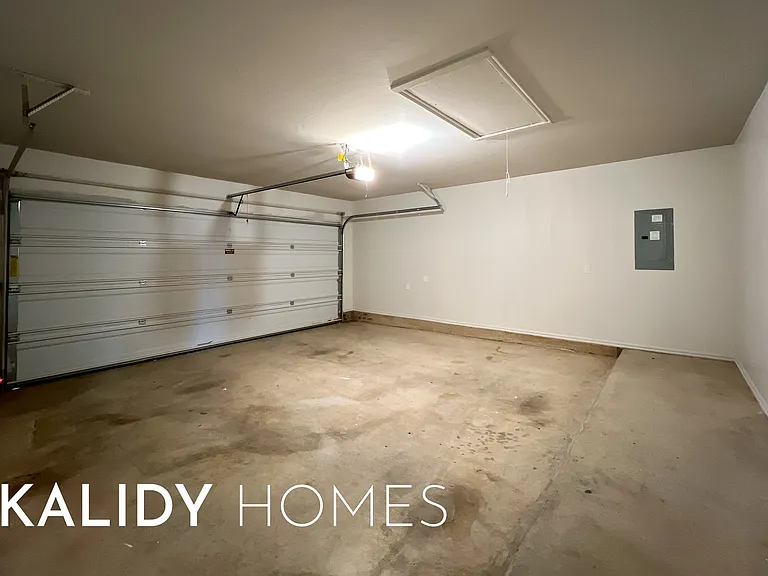 4812 Crystal Hill Dr — Photo 26