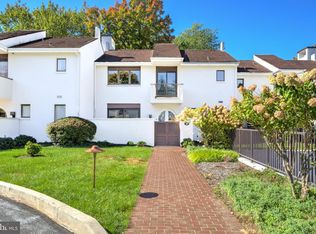 9 Avignon #9, Devon, PA 19333