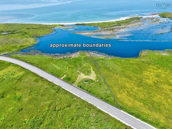 Pembroke Rd, Yarmouth, NS B5A 5H3