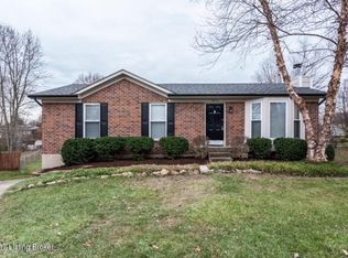 4203 Seagrape Rd, Jeffersontown, KY 40299
