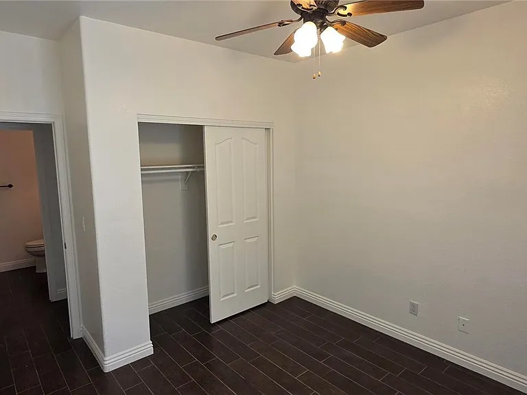 10509 Horseshoe Falls Ct — Photo 12