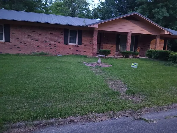 96 Hill St, West Point, MS 39773