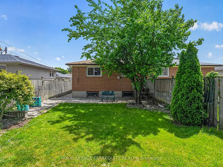 1173 Shadeland Dr — Photo 49