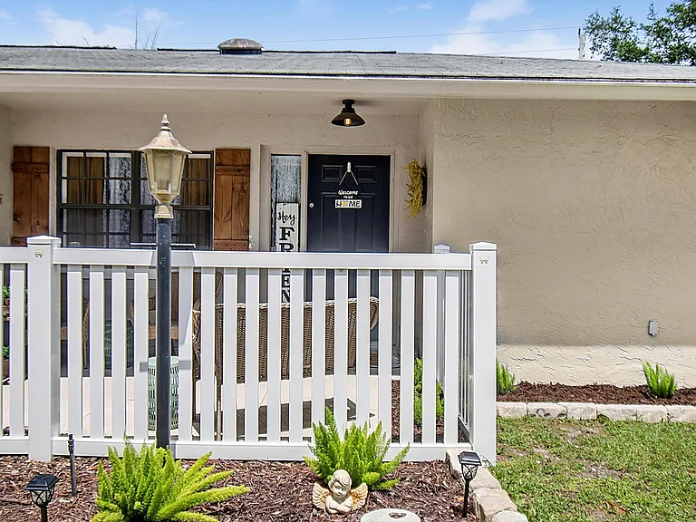 4 Zanzibar Balsan Ct — Photo 3
