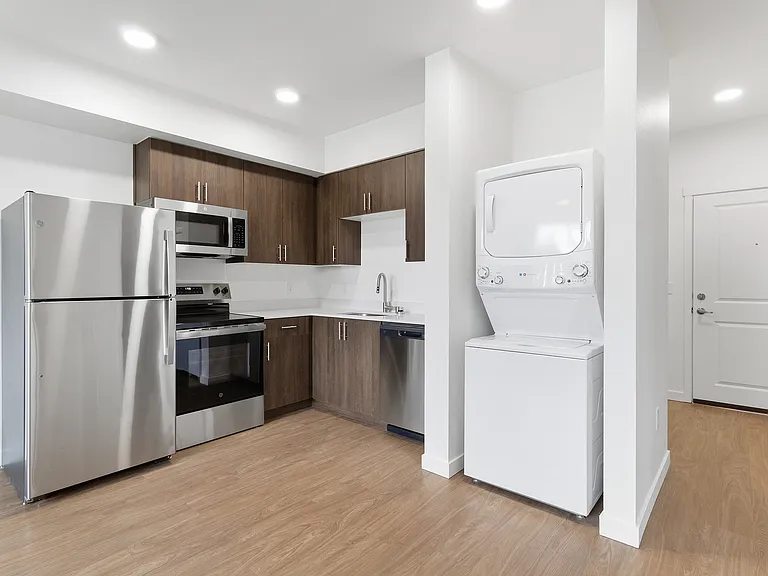 NW 99 Apartments — Photo 27