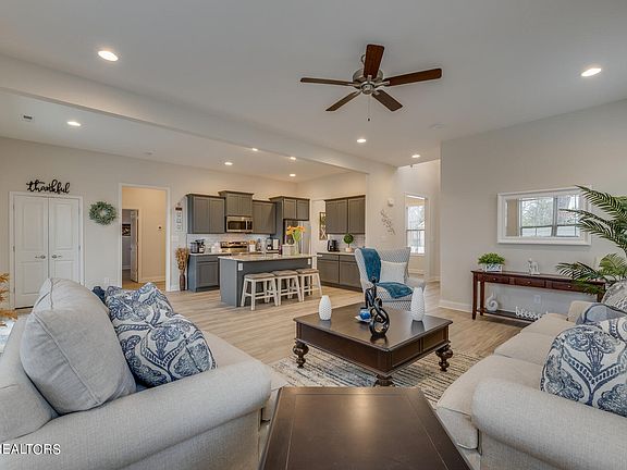 3rd image of 8115 Cornell Ln