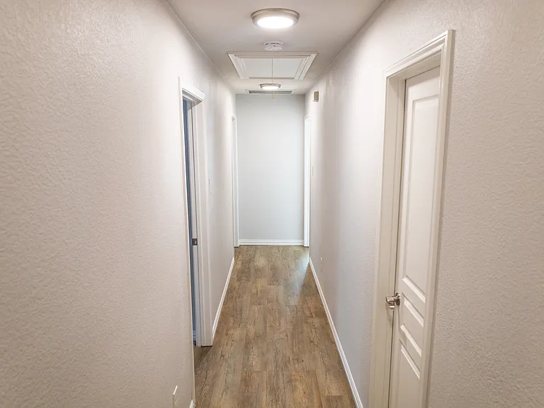 4808 Carrotwood Dr — Photo 18