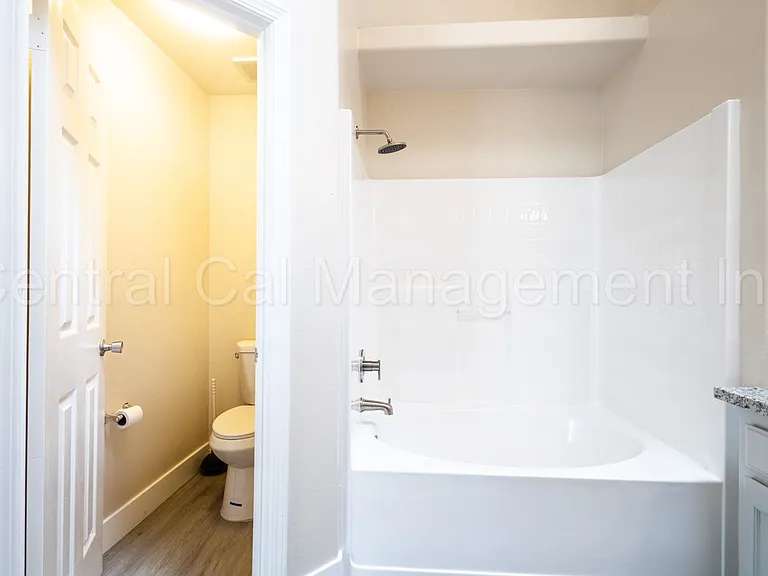 6101 Aruba Ct — Photo 25