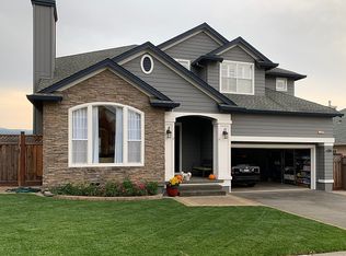 1404 Nighthawk Dr, Santa Rosa, CA 95409