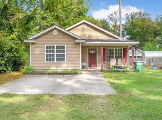 87 Beeler Rd, Crawfordville, FL 32327