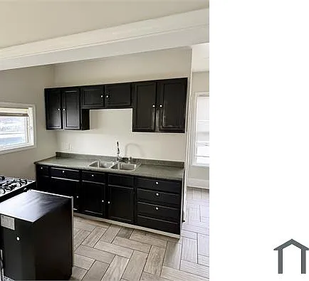 3 bed, $2,442 — Photo 2