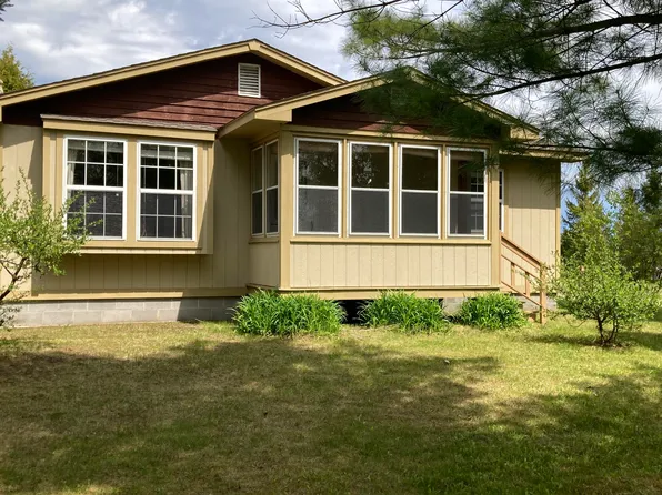 7044 Artesian Trl, Cheboygan, MI 49721