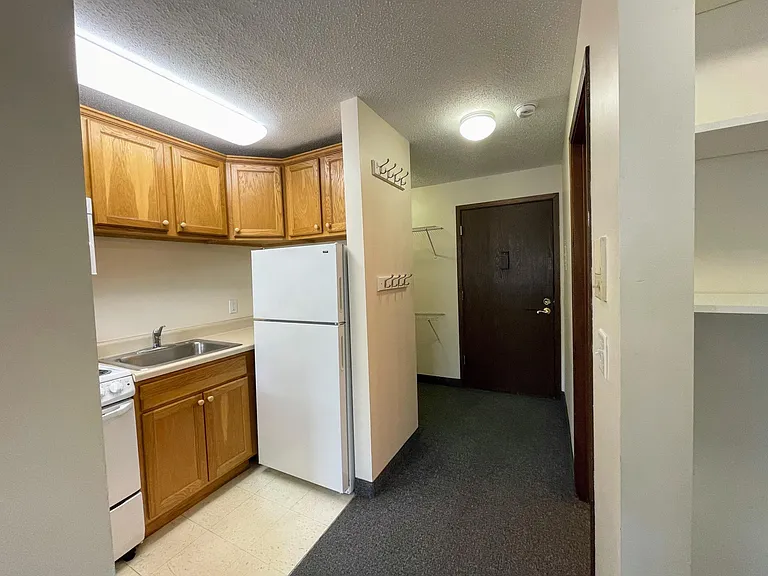 1503 8th St SE #303 — Photo 5