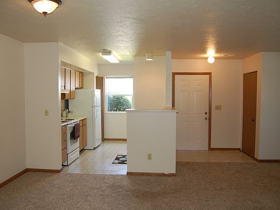 2nd image of 4764 W Woods Edge Ln