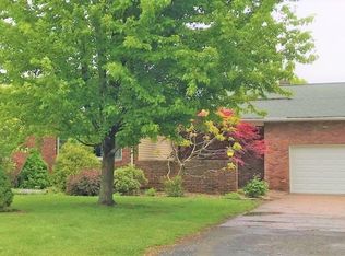 116 Regent Estate Rd, Jacksonville, IL 62650