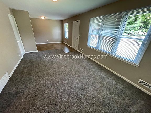 2nd image of 5906 E 101st St